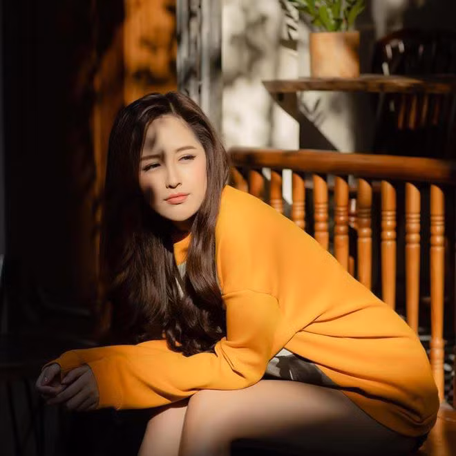 chan dung 2 nu dai gia ngam cua showbiz viet: gioi kinh te nhung khong ngai "xin tien" nguoi yeu - 8