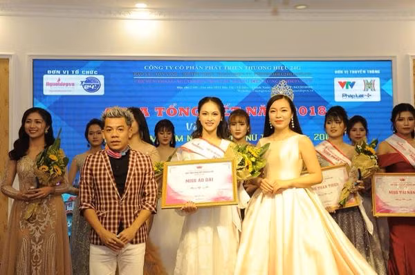 Nữ sinh bất ngờ nổi tiếng vì quá giống chị Huệ Thu Quỳnh ảnh 4