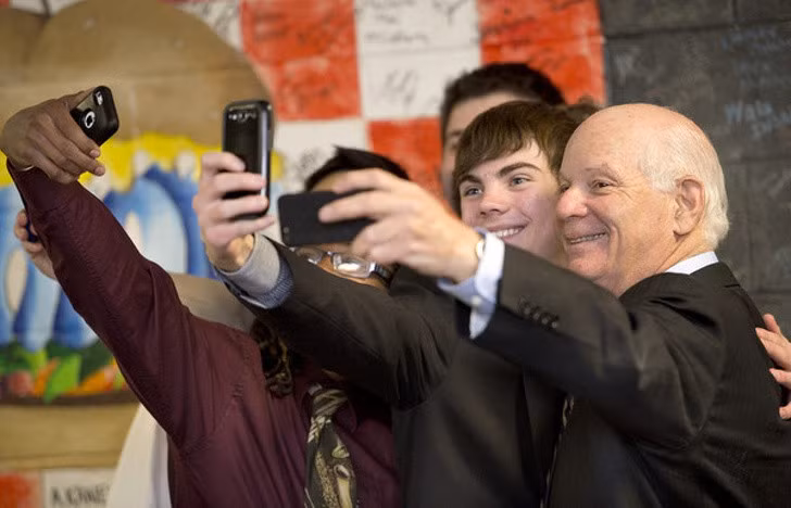 Những bức ảnh seflie "bất chấp" cho chúng ta thấy mạng xã hội đã chi phối và thao túng chúng ta như thế nào - Ảnh 18.