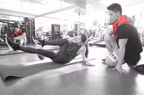 con dau tuong lai cua dai gia showbiz hong kong dep tuyet sac nho "dat vang" hinh anh 13