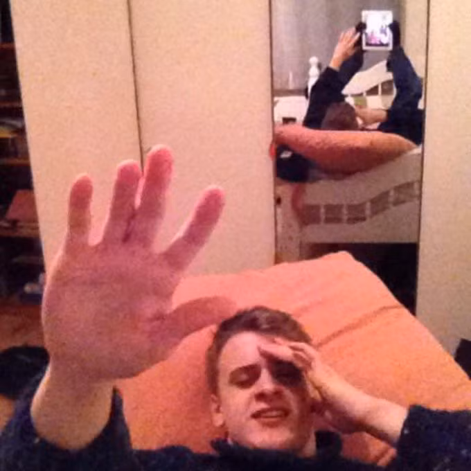 Những bức ảnh seflie "bất chấp" cho chúng ta thấy mạng xã hội đã chi phối và thao túng chúng ta như thế nào - Ảnh 13.