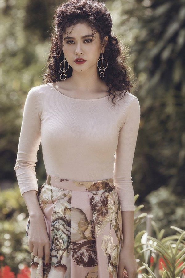 dien mai toc moi, thu hoi ai dam bao truong quynh anh da 30 tuoi, lai la me mot con? - 7