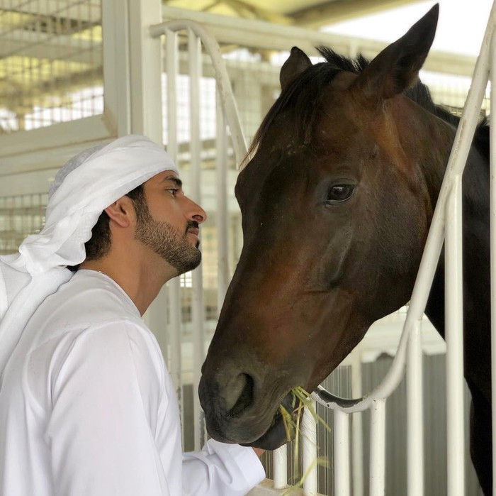 So độ giàu có, điển trai của ba hoàng tử nổi danh châu Á ảnh 4 So độ giàu có, điển trai của ba hoàng tử nổi danh châu Á ảnh 4