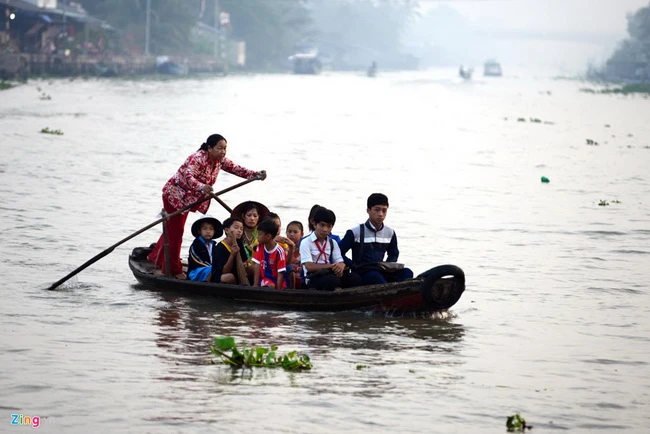 Hạnh phúc trong bóng đêm