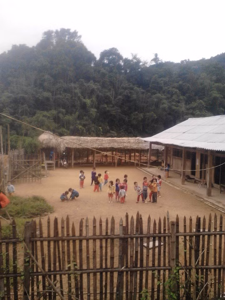 Các khu lẻ của trường Mầm non Tam Thanh được người dân bản góp công xây dựng