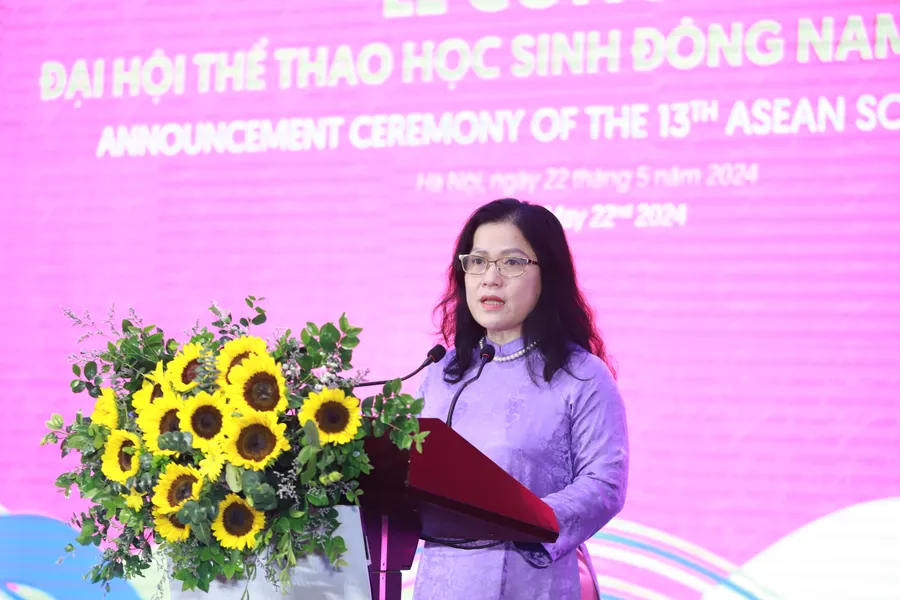 Thứ trưởng Bộ GD&ĐT Nguyễn Thị Kim Chi phát biểu khai mạc tại chương trình. Ảnh: Đình Tuệ.