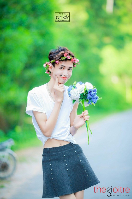 Đây hẳn là "cô nàng" có vòng eo chuẩn nhất lớp. Đây hẳn là "cô nàng" có vòng eo chuẩn nhất lớp.