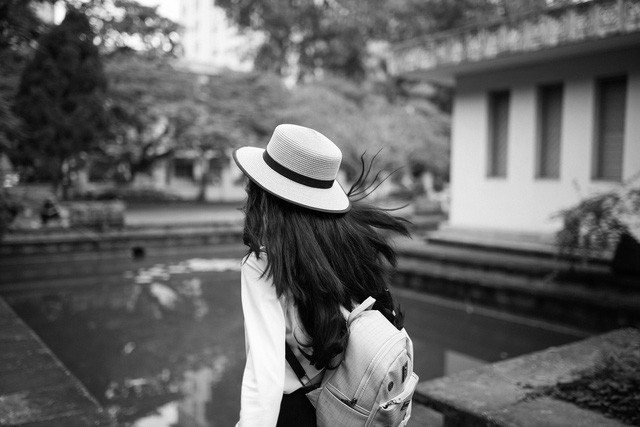 Bộ ảnh Tình thơ đẹp như tranh của nữ sinh Sư phạm ảnh 1 Bộ ảnh Tình thơ đẹp như tranh của nữ sinh Sư phạm ảnh 1