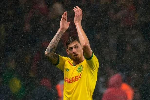 Lời nhắn cuối cùng của cầu thủ Emiliano Sala: Máy bay giống như sắp rơi!