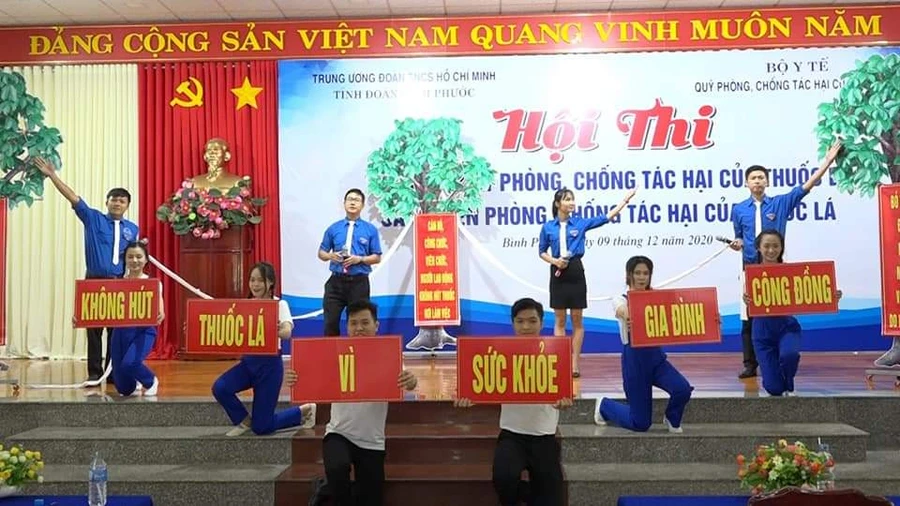 Tỉnh Đoàn tỉnh Bình Phước trong một lần phát động Hội thi phòng chống tác hại của thuốc lá cho Đoàn viên, học sinh, sinh viên trên địa bàn