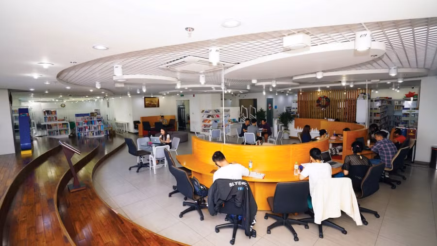 HSU là môi trường học tuyệt vời dành cho các sinh viên trong thời kỳ hội nhập quốc tế.