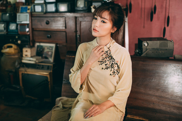 Bích Phương mãi không lấy chồng lại còn tung ca khúc đứng về phe FA ảnh 5 Bích Phương mãi không lấy chồng lại còn tung ca khúc đứng về phe FA ảnh 5