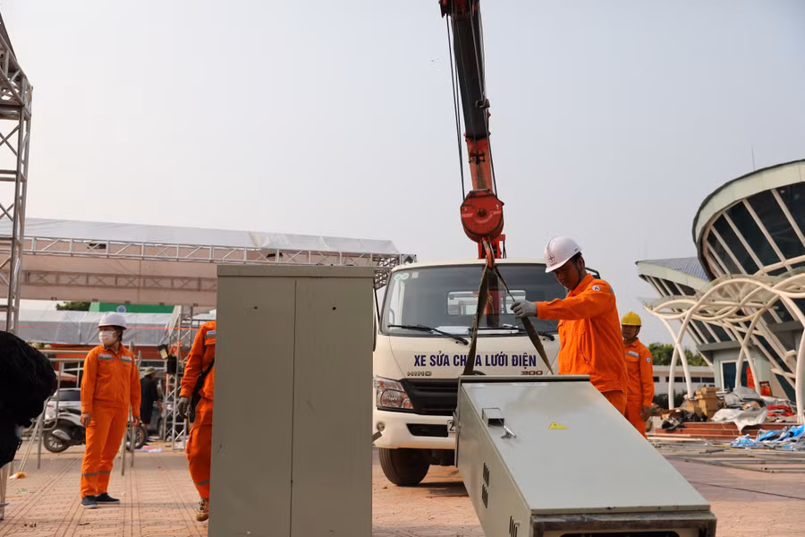 Bố trí các máy phát điện Diezel dự phòng đáp ứng phụ tải.