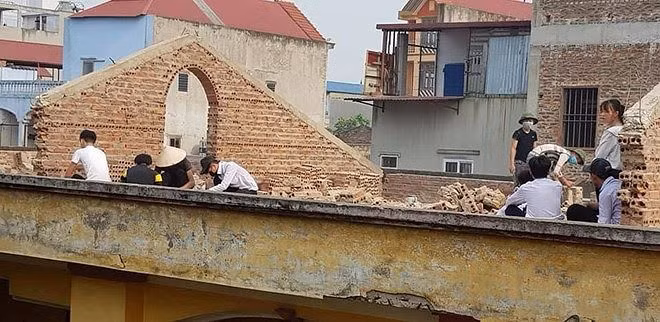 Những hình phạt học sinh kinh dị hơn cả đẽo gạch giữa trời nóng-1