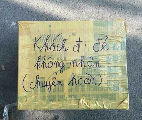 Chúc mừng khách nhé. Chúc mừng khách nhé.