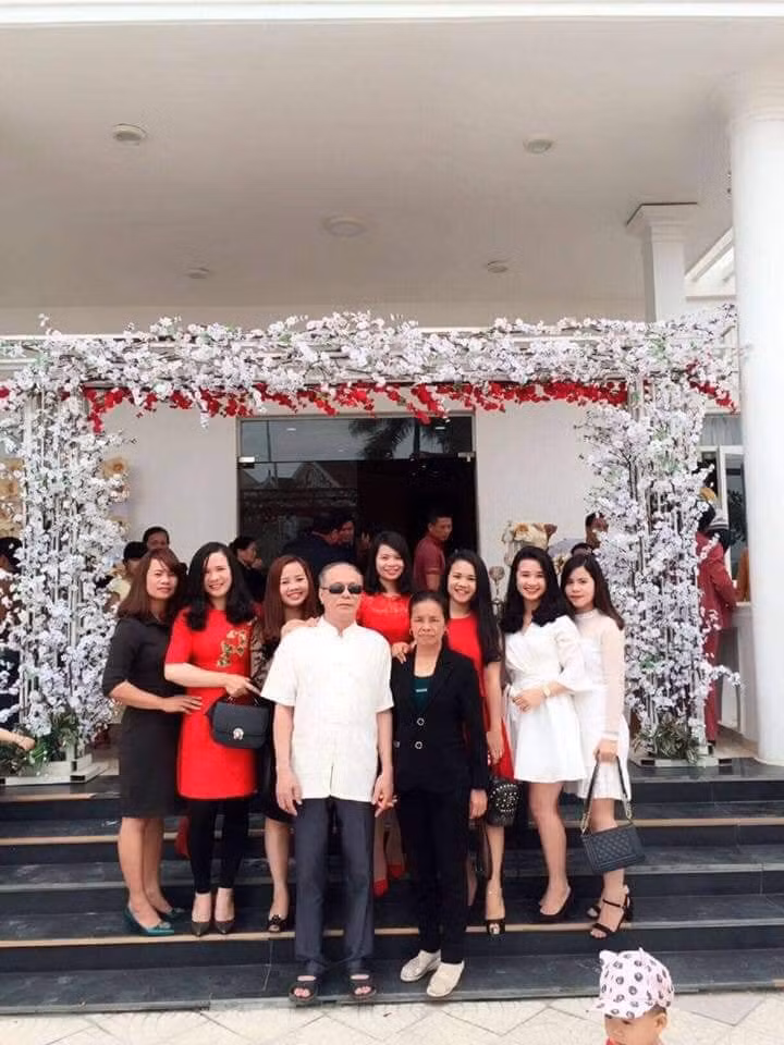 4 chị em ruột ở Nghệ An cùng mang bầu vượt mặt khiến dân mạng sửng sốt, nhưng chính chủ tiết lộ chi tiết càng bất ngờ - Ảnh 6.