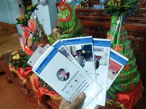 Phong bao lì xì dành cho đội bê tráp nhà trai. Phong bao lì xì dành cho đội bê tráp đàng trai.