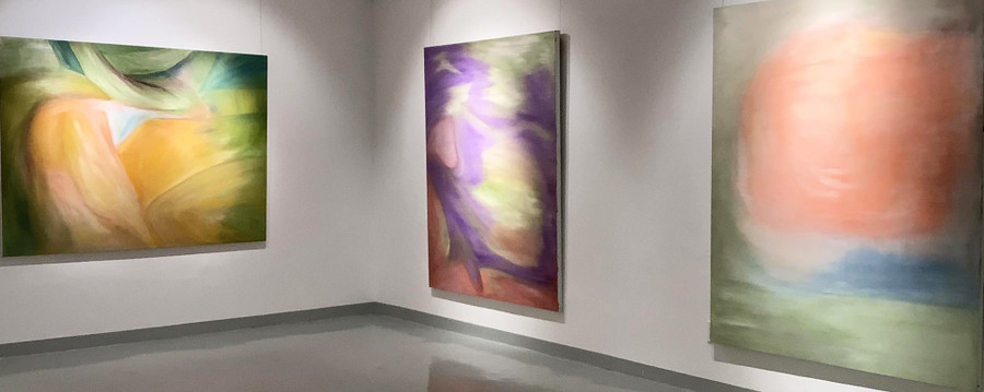 Mỗi bức tranh của Bùi Chát đều gợi mở những xúc cảm và suy tưởng sâu lắng.