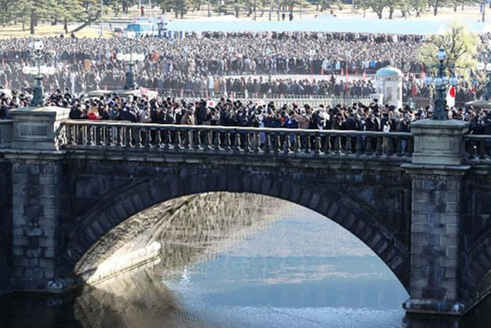 Xúc động Thông điệp năm mới cuối cùng của Nhật hoàng Akihito ảnh 1 ảnh 2