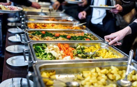 7 “bí mật" mọi nhân viên nhà hàng buffet đều cố giấu nhẹm, khách biết là ‘"lỗ nặng’"