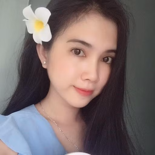 Nữ hoàng nội y Ngọc Trinh đã có "bản sao hoàn hảo" ảnh 5 co gai mien tay giong ngoc trinh nhu duc hut nguoi nhin khong chi boi khuon mat ma con.... - 5