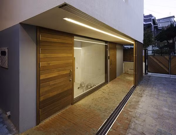 Ngôi nhà tạo cho người nhìn một cảm giác yên bình và thư giãn.