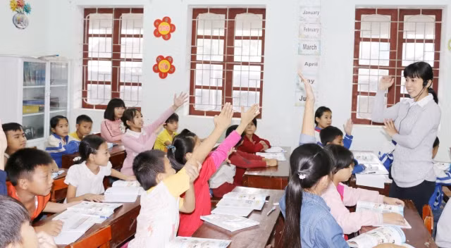 Giờ học tại Trường Tiểu học Diễn Ngọc, Diễn Châu, Nghệ An