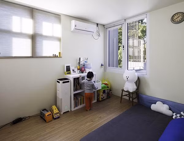 Phòng ngủ rộng rãi và gọn gàng.