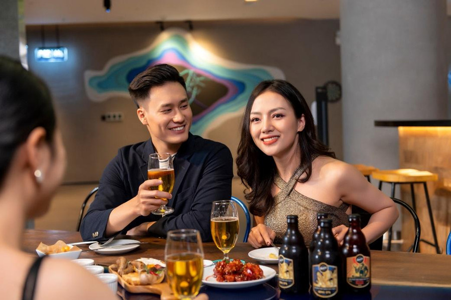 Khách tới trải nghiệm ẩm thực tại SOJO Hotel Ga Hanoi. Khách tới trải nghiệm ẩm thực tại SOJO Hotel Ga Hanoi.