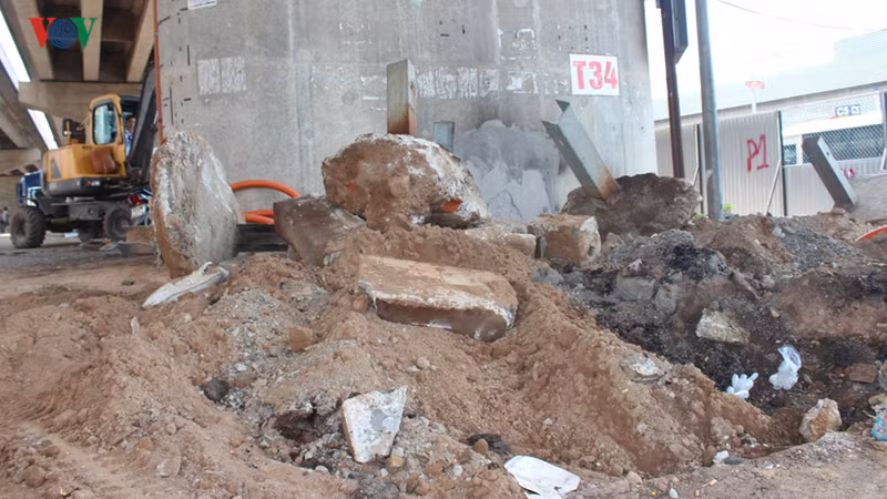 ha noi xen giai phan cach duong vanh dai 3 doan giai phong - phap van hinh 6