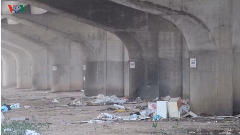 ha noi xen giai phan cach duong vanh dai 3 doan giai phong - phap van hinh 15