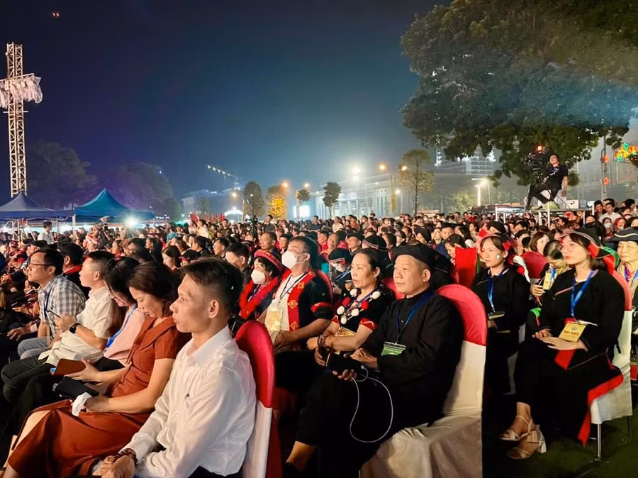 Ngày hội văn hóa dân tộc Dao toàn quốc lần thứ hai góp phần tôn vinh và phát huy các giá trị văn hóa truyền thống.