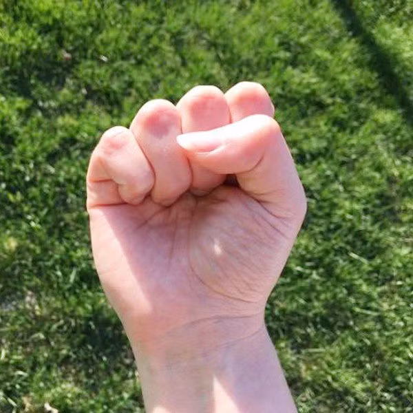 xem cach nam tay, "bat thop" ngay tinh cach nguoi doi dien - 3