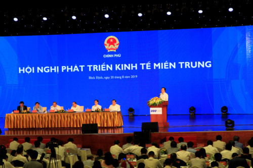 Bộ trưởng Bộ GD&ĐT Phùng Xuân Nhạ phát biểu tại Hội nghị Bộ trưởng Bộ GD&ĐT Phùng Xuân Nhạ phát biểu tại Hội nghị