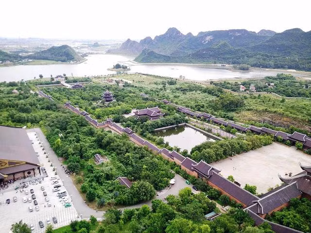 Chùa Bái Đính (Ảnh: Thái Bá).