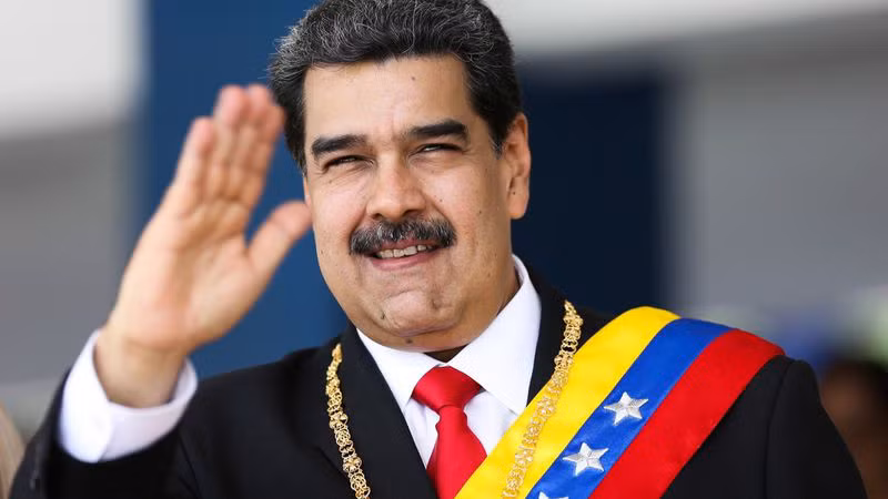 Tổng thống Venezuela rơi vào tình thế “tiến thoái lưỡng nan” sau cuộc nổi dậy bất thành của ông Juan Guaido và quân đội