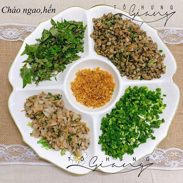 Nguyên liệu nấu cháo khá đơn giản. Cách làm cháo ngao, hến đậu xanh thanh mát