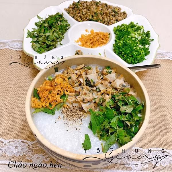 Cách làm cháo ngao, hến đậu xanh thanh mát