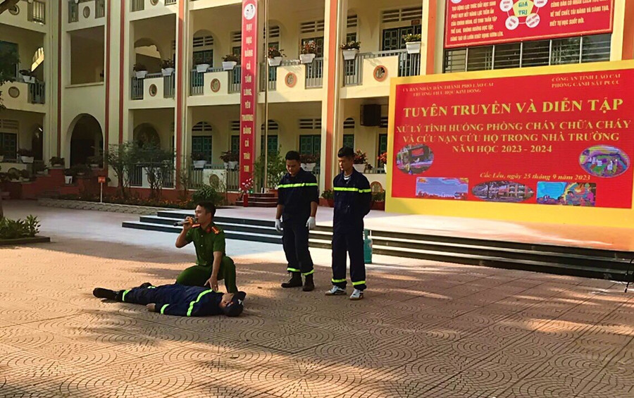 Hướng dẫn sơ cứu người bị nạn khi có cháy xảy ra.