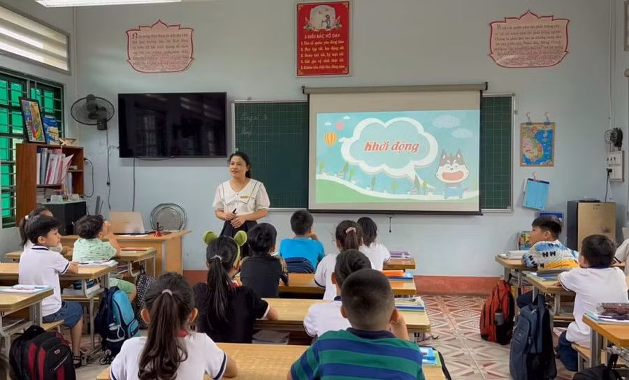 Tiết học chuyên đề "Phương pháp, kĩ thuật dạy học môn Toán lớp 4 Chương trình GDPT 2018" của trường Tiểu học Kim Đồng.