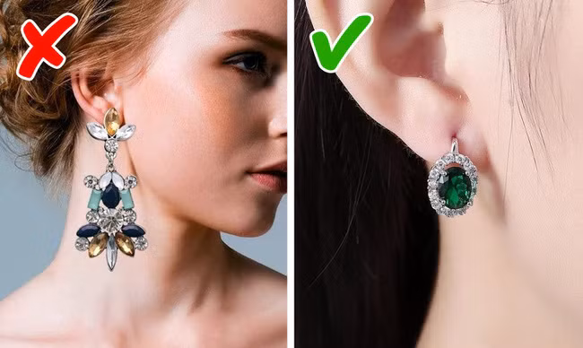 9 kiểu đeo trang sức sai quá sai sẽ khiến chị em già đi trông thấy - Ảnh 2. 9 kiểu đeo trang sức sai quá sai sẽ khiến chị em già đi trông thấy - Ảnh 2.