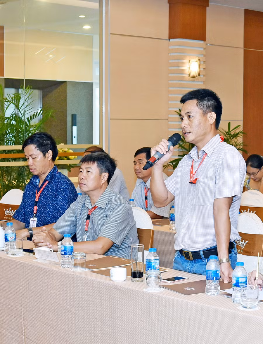 Hội nghị lắng nghe các ý kiến đóng góp của đại biểu. Ảnh: PV