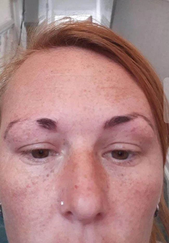 3 3