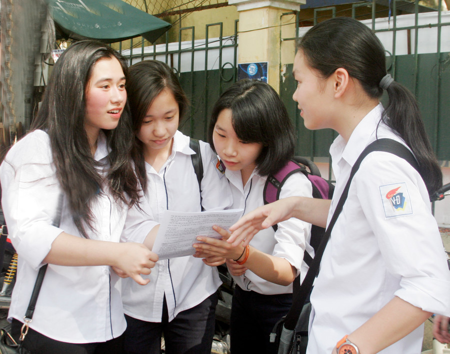 Thầy, trò yên tâm với đề thi tham khảo