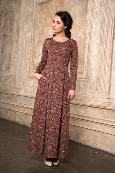 Ai bảo thấp bé là không thể mặc váy dài được nào?