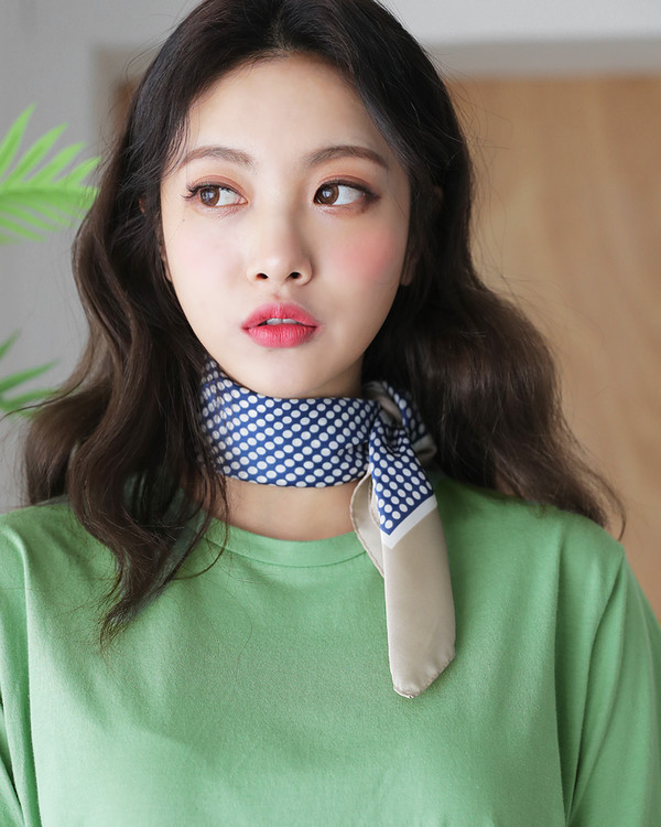 Diện Tết xinh đẹp không thể thiếu 3 phụ kiện nhỏ xinh này ảnh 1 Empty