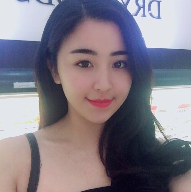 Sự biến hóa về nhan sắc chỉ trong vòng nửa năm khiến dân mạng phải nể phục. Sự biến hóa về nhan sắc chỉ trong vòng nửa năm khiến dân mạng phải nể phục.