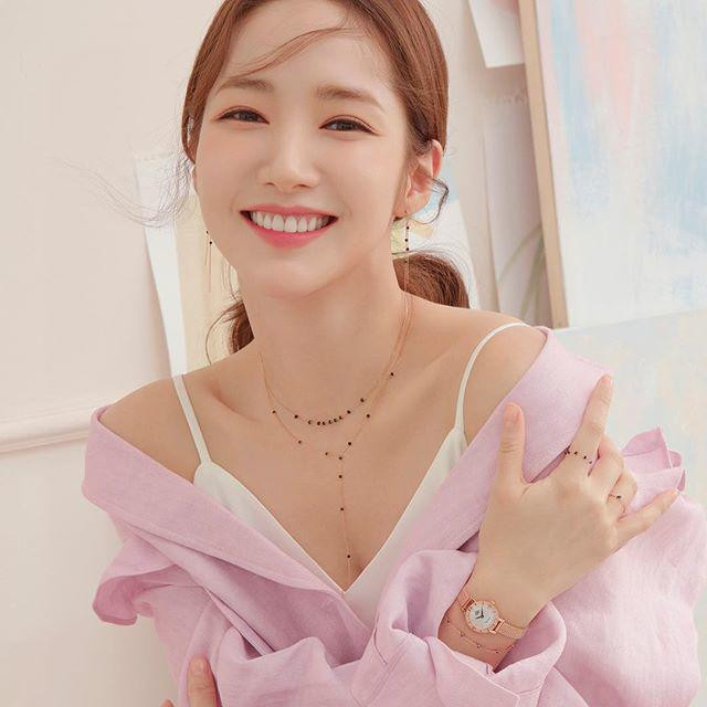 Nhan sắc đẹp quên lối về của “Đệ nhất mỹ nhân dao kéo” Hàn Quốc ảnh 3 “de nhat my nhan dao keo" han quoc gay me cdm bang nhan sac dep quen loi ve tuoi 33 - 4