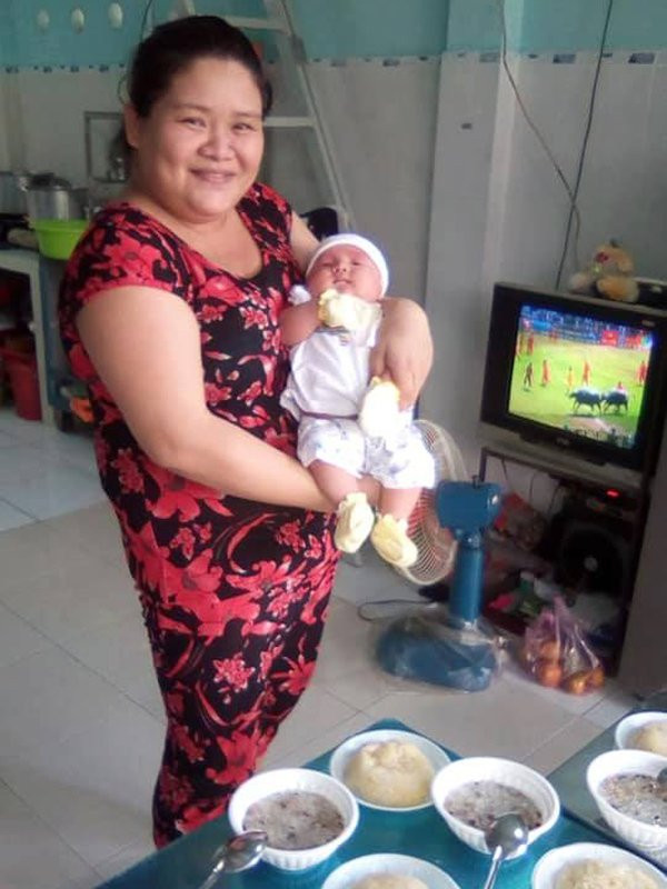 Thấy “có cái gì đạp lụp bụp” trong bụng, 9X Sài Gòn đi khám phát hiện bầu 6 tháng ảnh 1 bong thay “co cai gi dap lup bup” trong bung, 9x sai gon di kham nhan ra bau 6 thang - 3