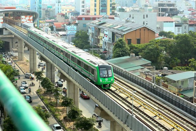 Tuyến đường sắt Cát Linh - Hà Đông liên tục chậm tiến độ so với cam kết của chủ đầu tư và tổng thầu